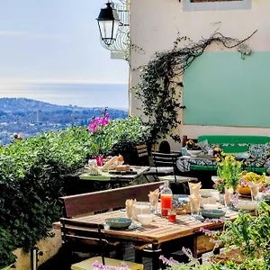 The Frogs' House - Yoga Retreat Bed & Breakfast